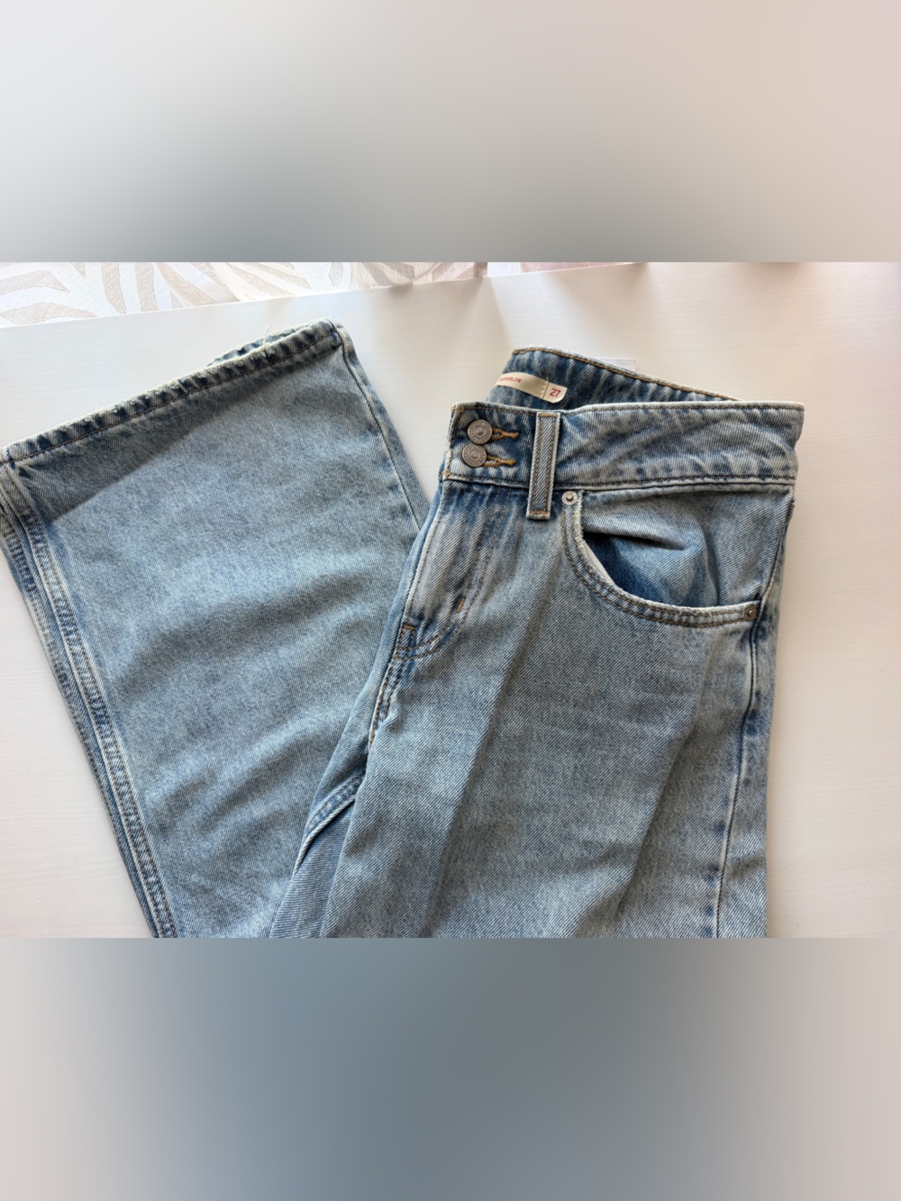 Levi’s superlow loose jeans light wash